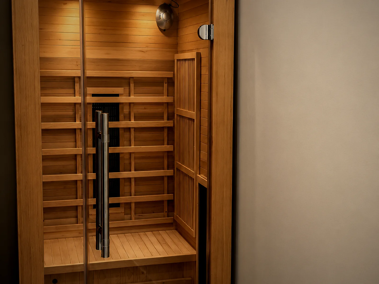 Area recovery di AMW con sauna in legno caldo